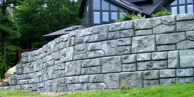 Redi-Rock Retaining Wall