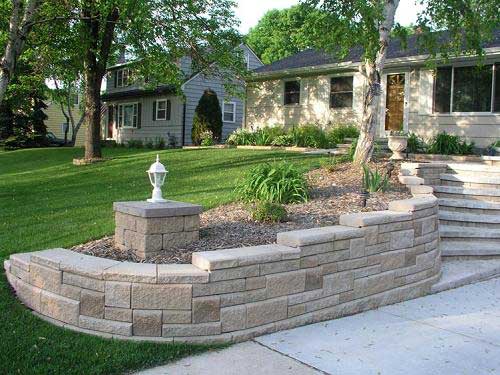 Curved Retaining Wall